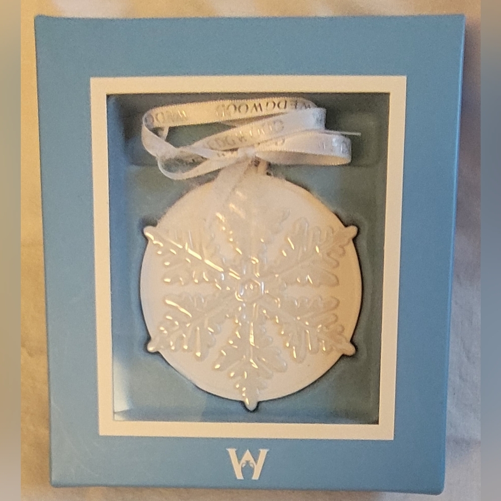 Wedgwood White Snowflake Ornament In Original Box